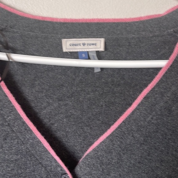 Court & Rowe Cardigan Ivy League Button Front Gray Pink New - Picture 3 of 6